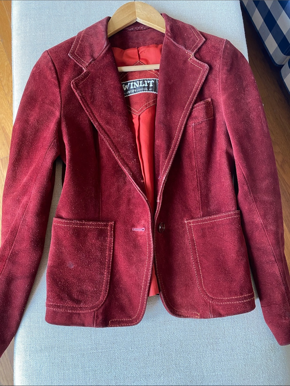 Vintage Winlit Women's Burgundy 1970’s Suede Blazer Size S